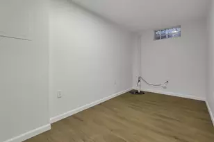 180 N Harding Rd, Columbus, OH 43209 - Photo 23