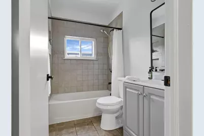 180 N Harding Road, Columbus, OH 43209 - Photo 17