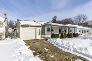 430 Ruth Ave, Circleville, OH 43113 - Photo 1