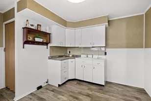 430 Ruth Ave, Circleville, OH 43113 - Photo 9