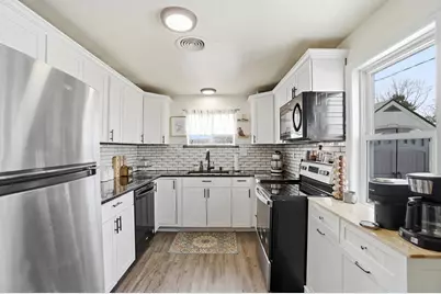 306 Madison Drive S, West Jefferson, OH 43162 - Photo 13