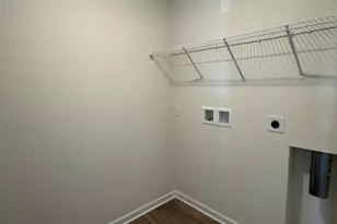 330 Honeysuckle St, South Bloomfield, OH 43103 - Photo 19
