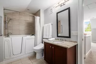 292 1/2 E Gay St, Columbus, OH 43215 - Photo 19