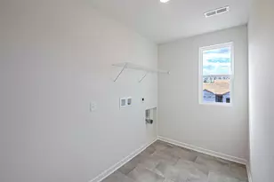 328 Honeysuckle St, South Bloomfield, OH 43103 - Photo 25