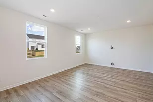 328 Honeysuckle St, South Bloomfield, OH 43103 - Photo 11