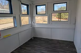 79 E Palmer St, Jacksonville, OH 45740 - Photo 3