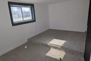 79 E Palmer St, Jacksonville, OH 45740 - Photo 5