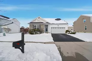 560 Harness Pl, Marysville, OH 43040 - Photo 1