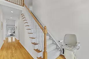 2022 Lake Shore Dr, Columbus, OH 43204 - Photo 7