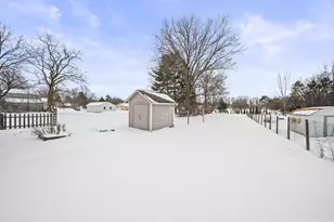 435 W Railroad St, Galion, OH 44833 - Photo 31