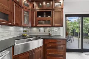 610 City Park Ave, Columbus, OH 43206 - Photo 7