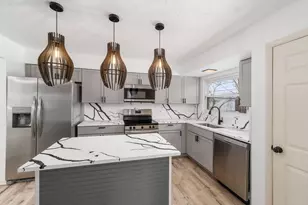 1792 Bostwick Rd, Columbus, OH 43227 - Photo 17