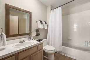 9427 Clermont Cir, Powell, OH 43065 - Photo 13