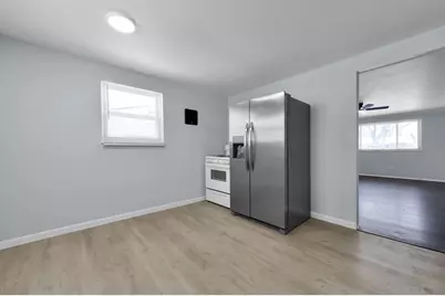 3866 Eakin Road, Columbus, OH 43228 - Photo 9