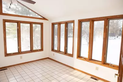 7081 Wendy Trail Lane, Dublin, OH 43017 - Photo 9