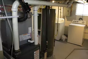 574 Townsend Ave, Columbus, OH 43223 - Photo 21