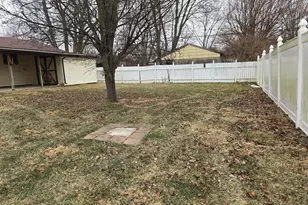 624 Little Meadow Dr, Dayton, OH 45404 - Photo 3