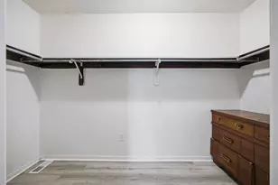 5258 Captains Ct, Columbus, OH 43220 - Photo 23