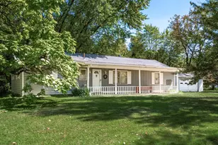 10475 Hazelton-Etna Rd SW, Pataskala, OH 43062 - Photo 3