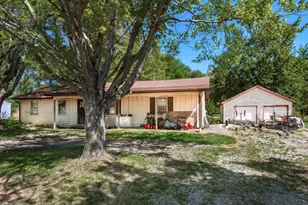 10499 Hazelton-Etna Rd SW, Pataskala, OH 43062 - Photo 5