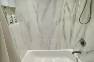 160 1/2 W Mound St, Circleville, OH 43113 - Photo 7