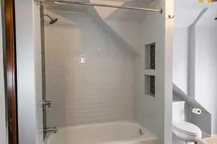 694 Wilson Ave, Columbus, OH 43205 - Photo 51