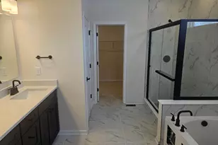 2432 Elisabeth Ln, Blacklick, OH 43004 - Photo 33