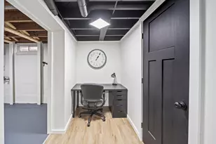 2981 Templeton Rd, Columbus, OH 43209 - Photo 43