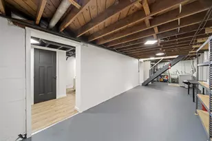 2981 Templeton Rd, Columbus, OH 43209 - Photo 47