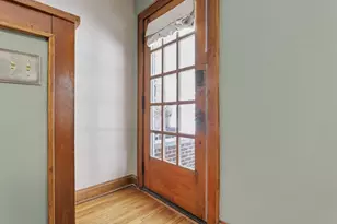 47 W Weber Rd, Columbus, OH 43202 - Photo 7