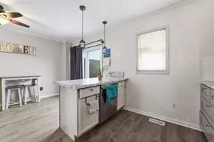 2343 Hardesty Ct, Columbus, OH 43204 - Photo 7