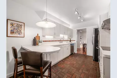 1379 La Rochelle Drive #19C, Columbus, OH 43221 - Photo 7