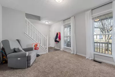 3120 Capstone Way, Columbus, OH 43221 - Photo 7
