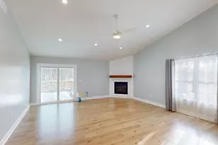 363 Highland Hills Cir, Howard, OH 43028 - Photo 7