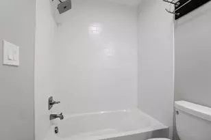 4920 McPartlan Ct, Columbus, OH 43221 - Photo 33