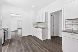 204 S Wheatland Ave, Columbus, OH 43204 - Photo 9