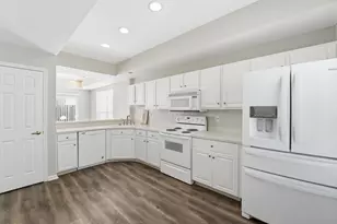 4928 Albany Meadow, Westerville, OH 43081 - Photo 5