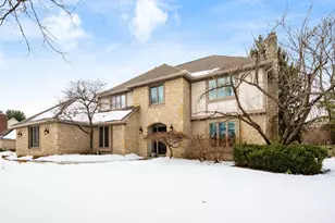 890 Pipestone Dr, Columbus, OH 43235 - Photo 3