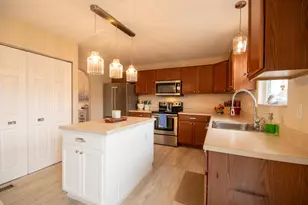 625 Professional Parkway, Marysville, OH 43040 - Photo 9