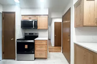 3640 Tillbury Ave, Columbus, OH 43220 - Photo 11