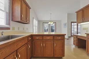 655 W Thrush Ave, Crestline, OH 44827 - Photo 17