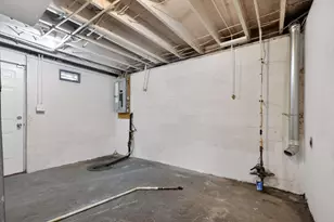 1805 E 26th Ave, Columbus, OH 43219 - Photo 19