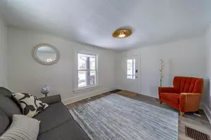 393 E George St, Marion, OH 43302 - Photo 5