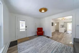 393 E George St, Marion, OH 43302 - Photo 3