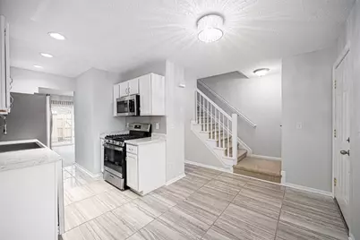 97 Tarryton Court W #19H, Columbus, OH 43228 - Photo 7