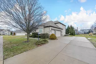 7196 S Maple Leaf Circle, Blacklick, OH 43004 - Photo 11