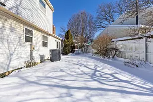 5000 Honeysuckle Blvd, Columbus, OH 43230 - Photo 35