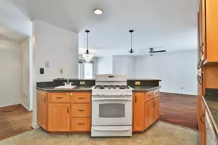 885 Francis Ave, Columbus, OH 43209 - Photo 25