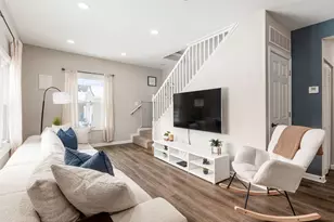 818 W 8th St, Marysville, OH 43040 - Photo 5