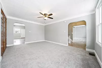 378 E Franklin Street, Circleville, OH 43113 - Photo 13